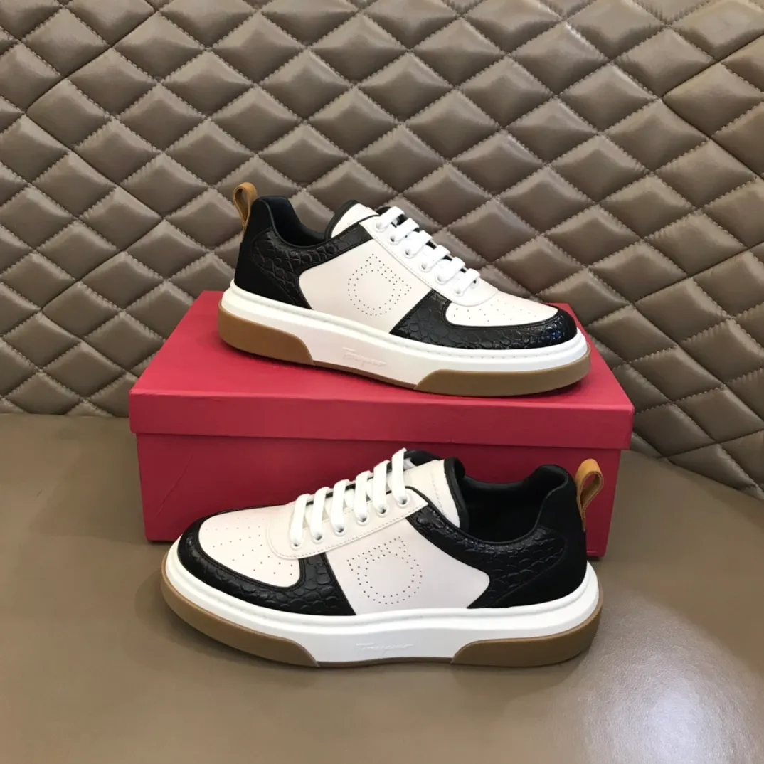 p420 "Salvatore Ferraga**" men's low-cut fashion sneakers. This casual shoe has a novel structure and is made of soft calfskin. The contrasting color elements on the upper highlight the bold and avant-garde atmosphere. The first-layer cowhide lining is high-end and comfortable. Energetic and fresh, these shoes can be worn with casual looks or add a touch of street style to elegant trousers.  Size: 38-44